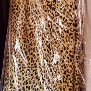 EUC Luxury Comforter